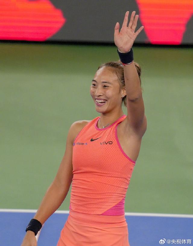 郑钦文落后813分!入围总决赛难度加大下半赛季成关键