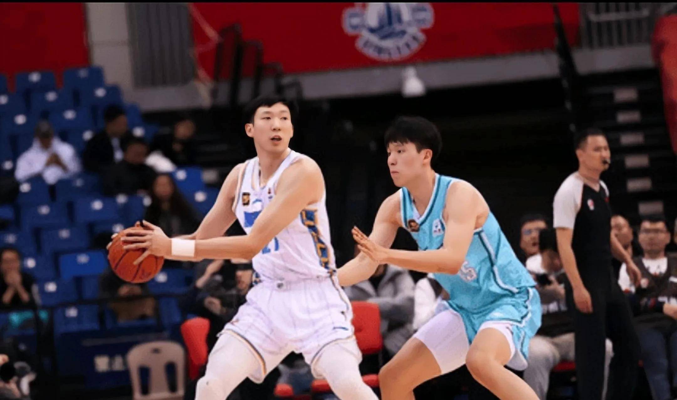 杨瀚森在洛杉矶进行训练与球哥等人同场竞技的简单介绍