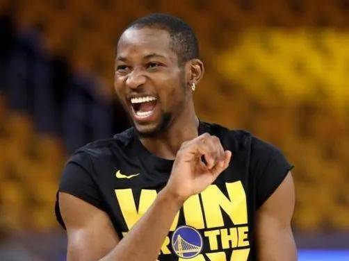 NBA媒体透露：太阳对库明加的报价是罗伊斯-奥尼尔、理查兹、以及4个二轮选秀权的简单介绍