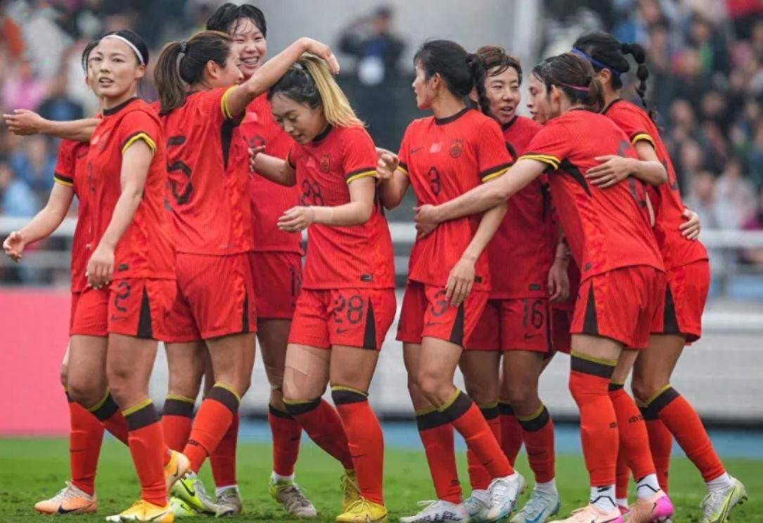 MK体育-包含中国女足队员争先恐后，斩获国际比赛胜利的词条