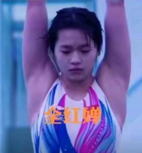 选手展现出高超技艺，让人赞叹